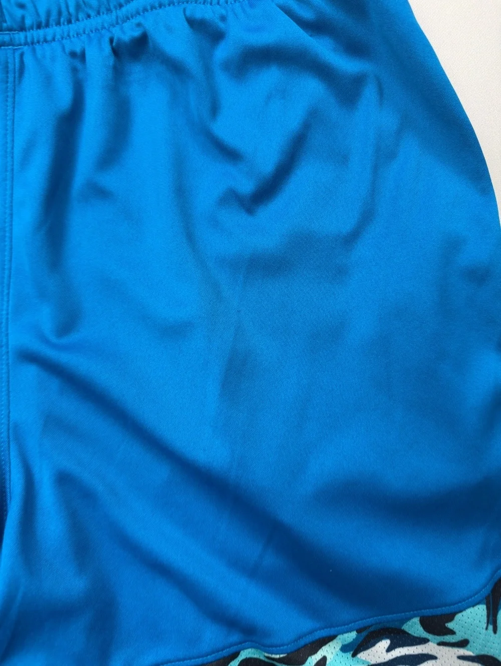 Under Armour Blue Athletic Shorts Loose Fit - Youth Boys YXL